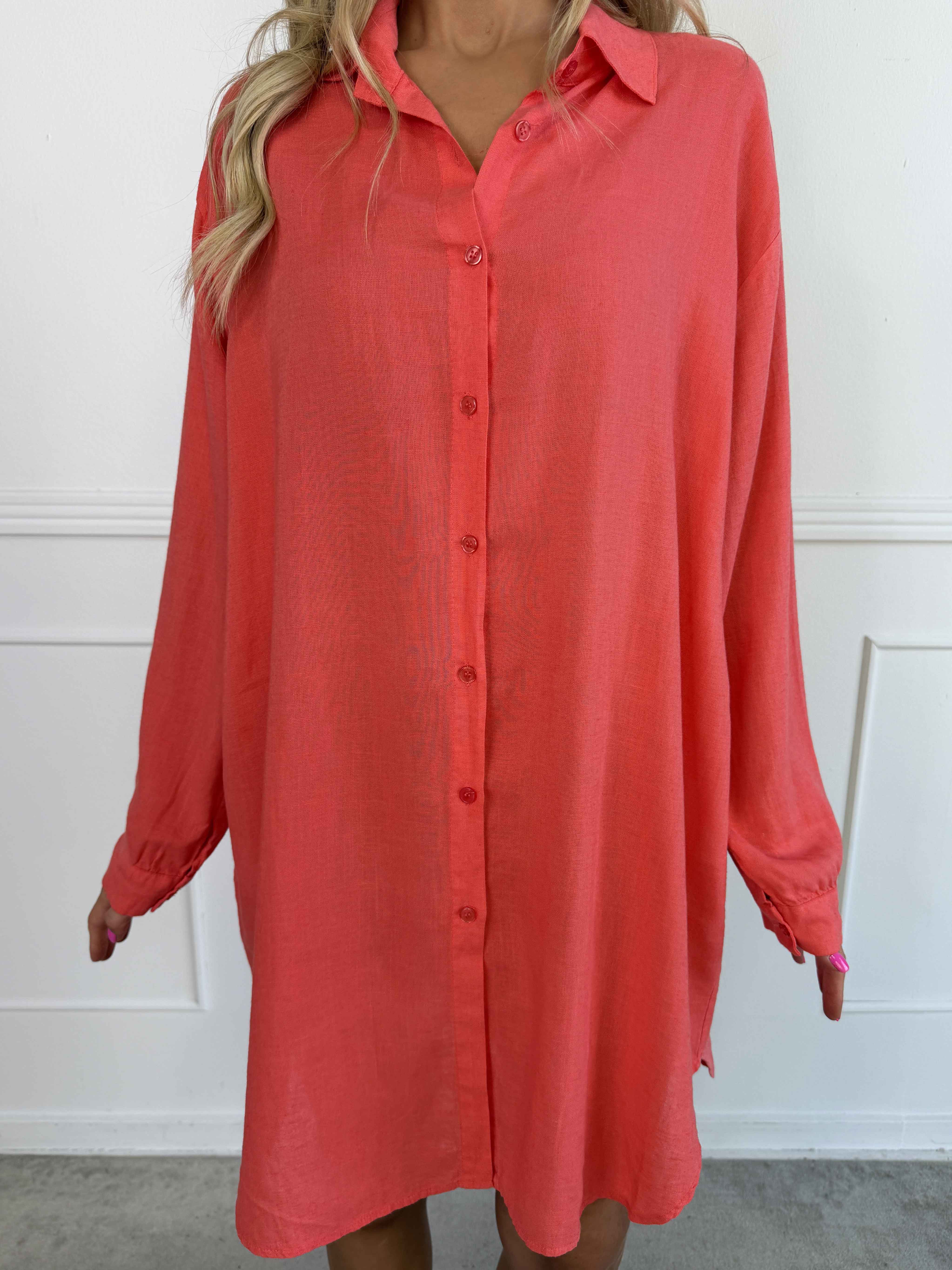 Clara Dress - Ensfarvet skjortekjole i viskose og hør